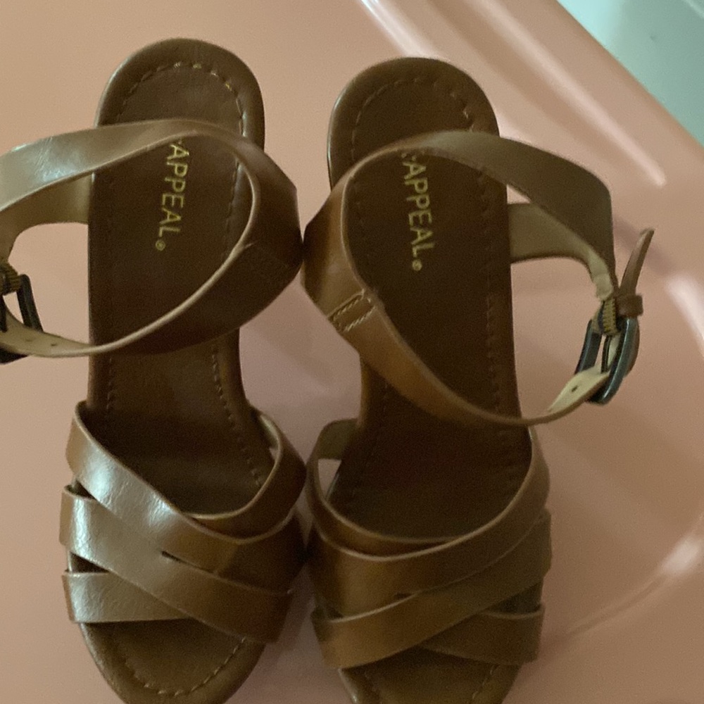 Xappeal women size 6 sandals - Picture 7 of 8